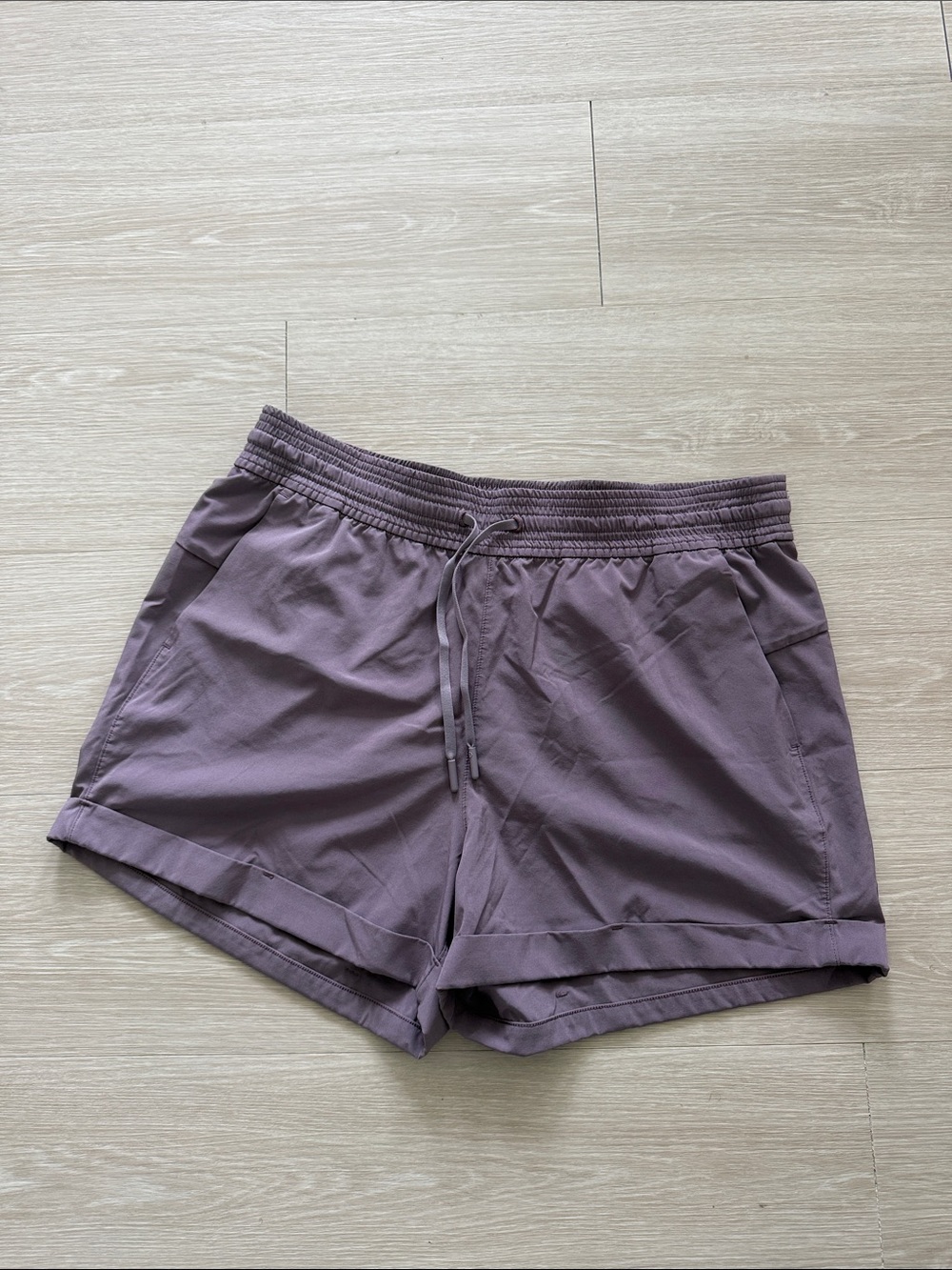 Lululemon Drawstring Women’s Shorts